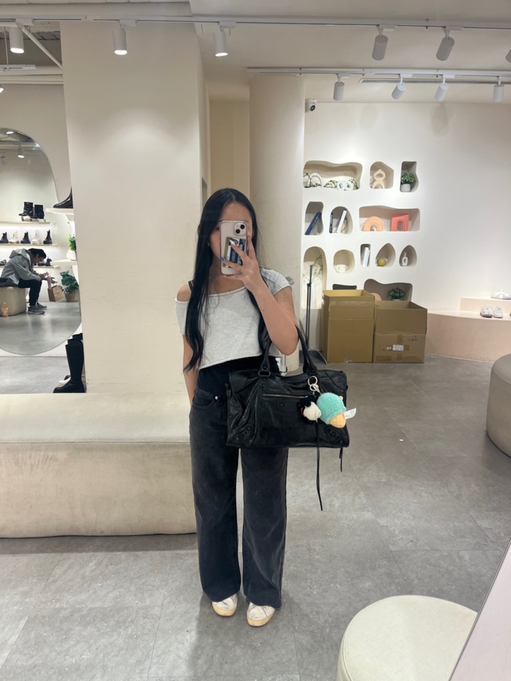 BALENCIAGA MEDIUM CITY BAG BLACK - Picture 10 of 16